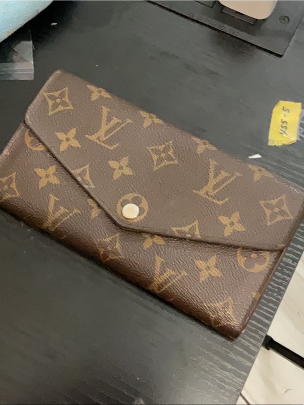 LV Sara wallet